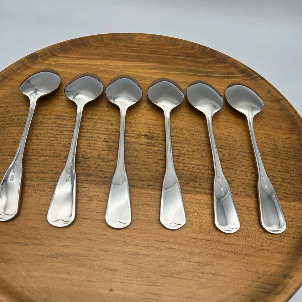 Clipper 18/8 Stainless Lot of 6 Teaspoons Similar to Oneida American Colonial 6